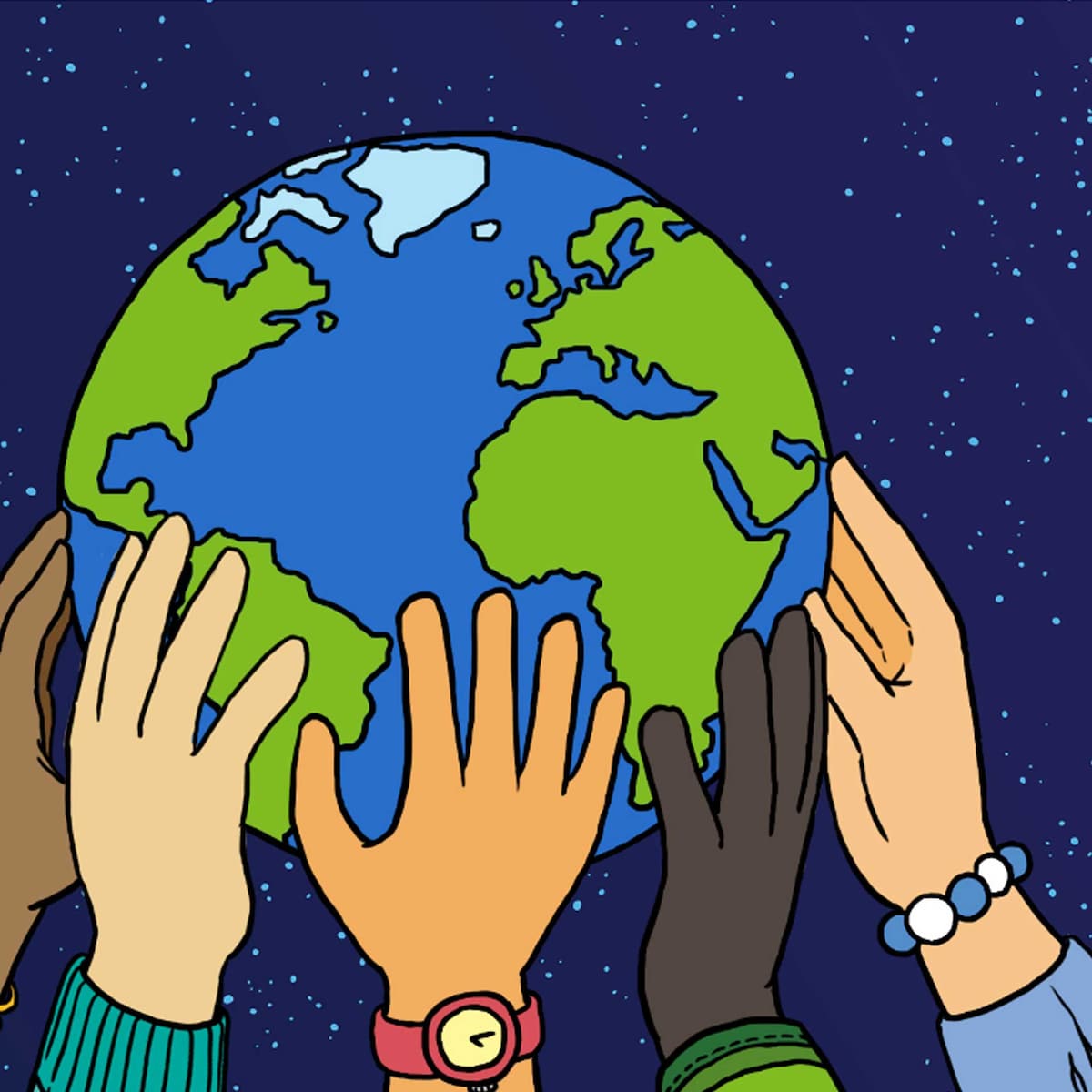 hands holding earth